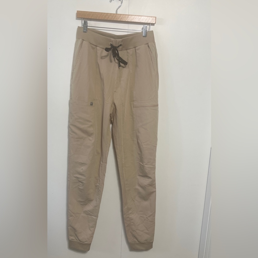 NWOT Fabletics High-Rise On-Call Jogger Medium Tall (MT)
